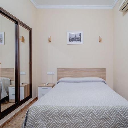 Hotel Chamizo El Arahal Kültér fotó