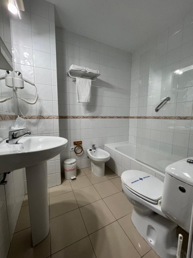 Hotel Chamizo El Arahal Kültér fotó