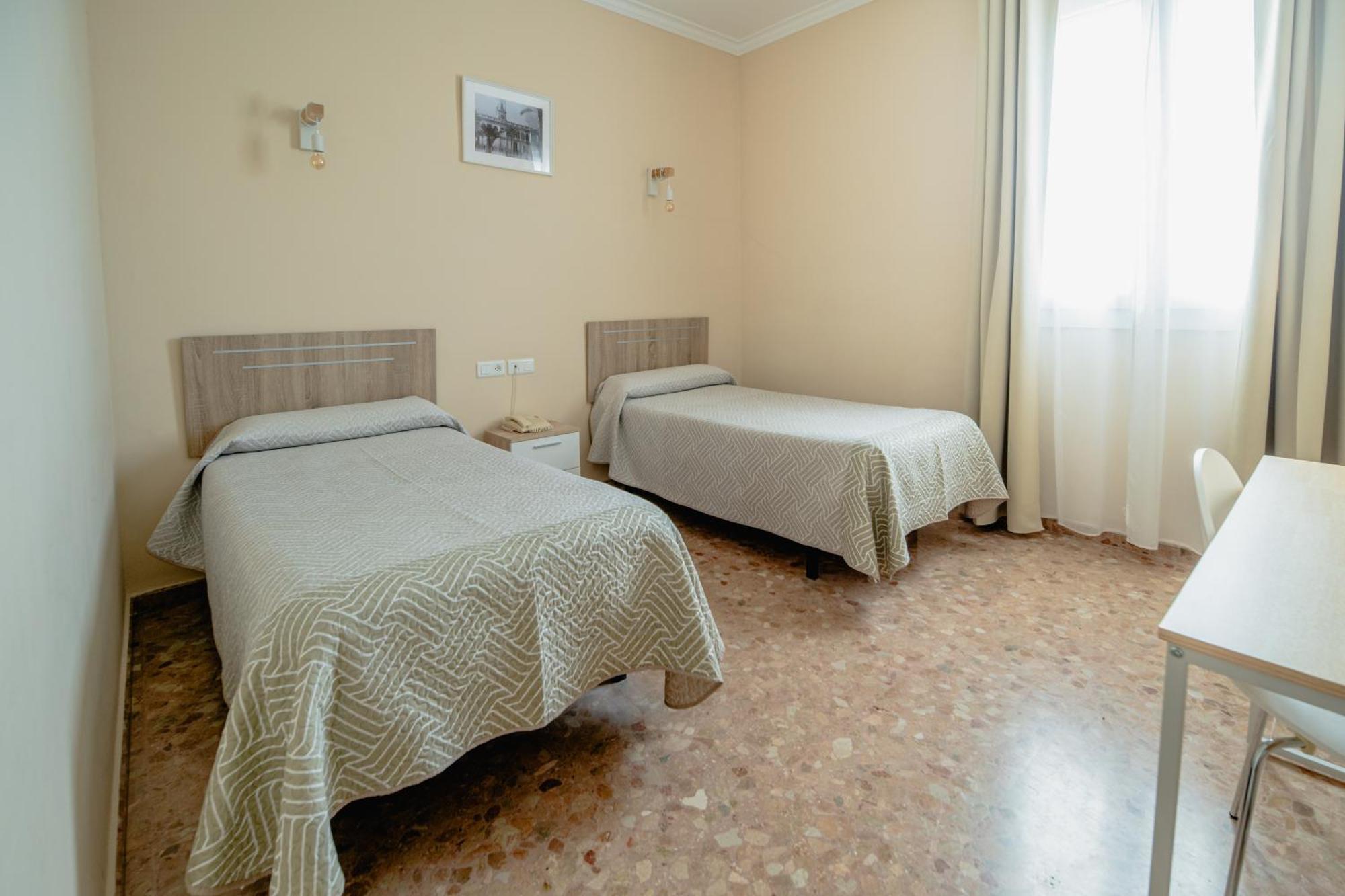 Hotel Chamizo El Arahal Kültér fotó