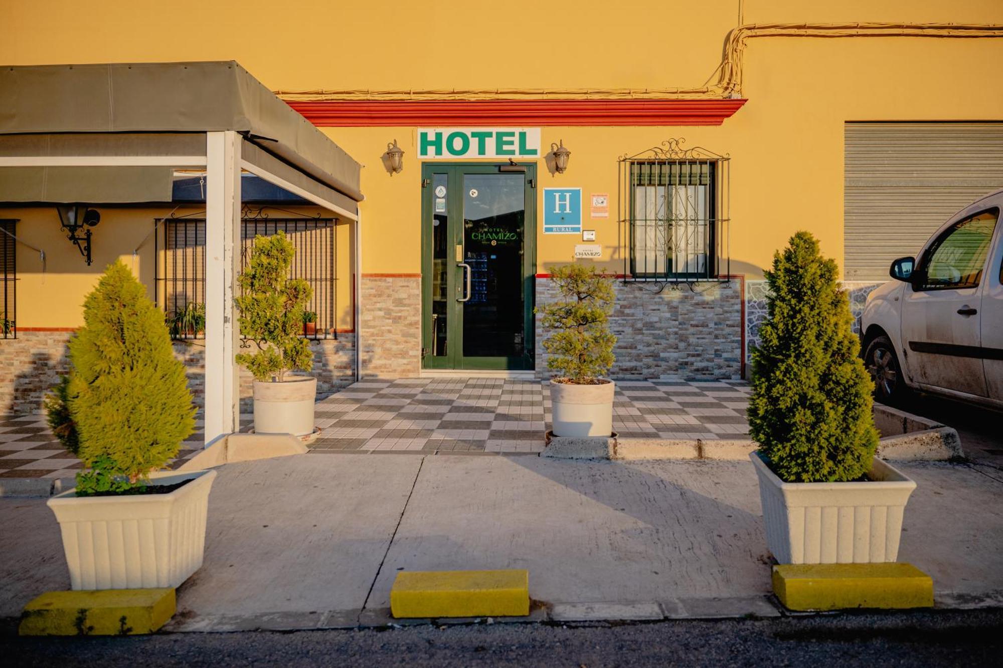 Hotel Chamizo El Arahal Kültér fotó